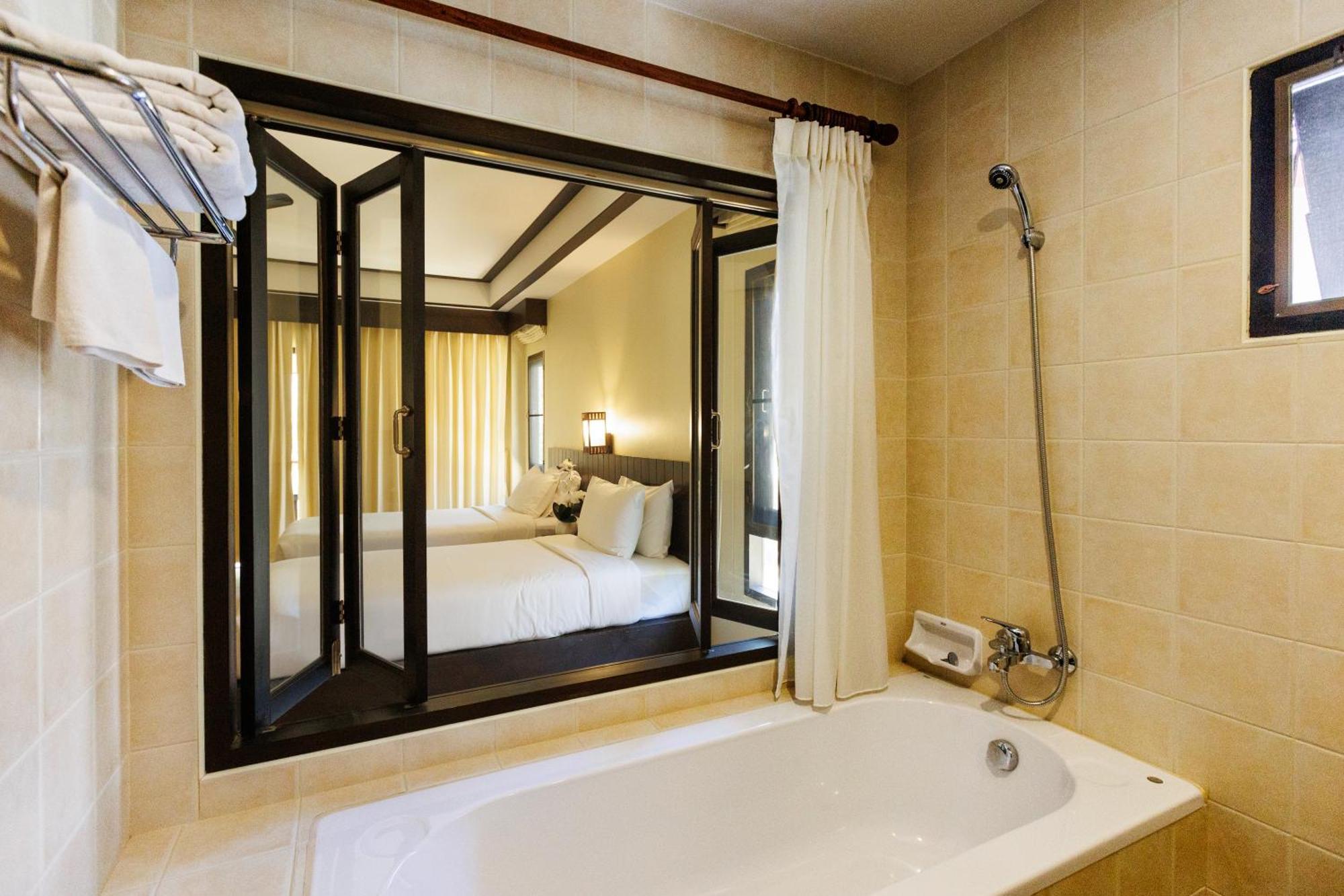 Nang Thong Beach Resort Khaulak Kültér fotó