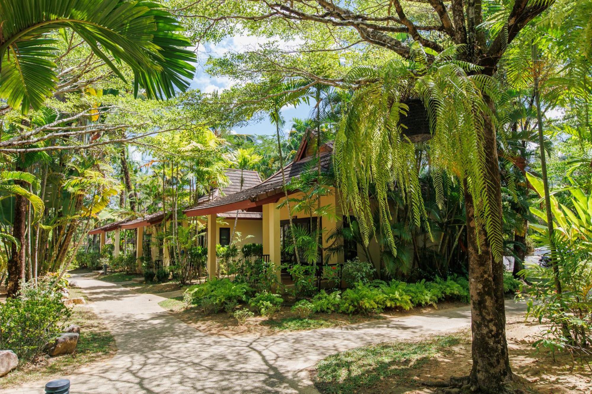 Nang Thong Beach Resort Khaulak Kültér fotó