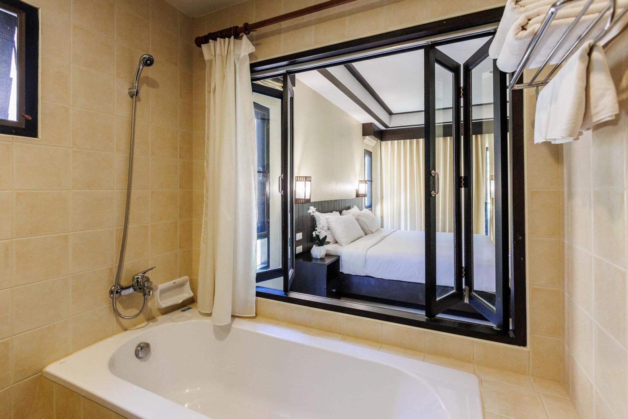 Nang Thong Beach Resort Khaulak Kültér fotó